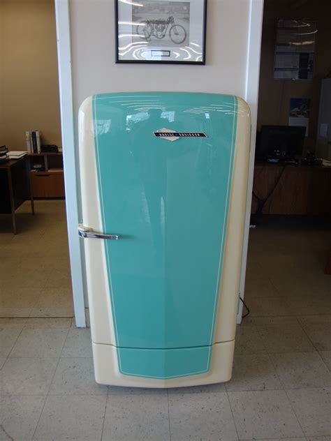 With its gorgeous classic curved sheet metal in 5 designer colors, iconic 5" thick door, bright chrome handle, and easy-reach freezerette, this slimline fridge adds true character to any space. . Vintage refrigerator for sale